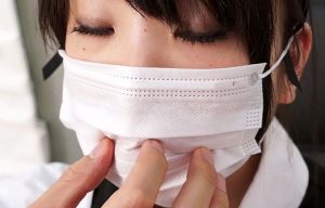 上級国民のおやじに性的ご奉仕するマスクメイド半沢美織